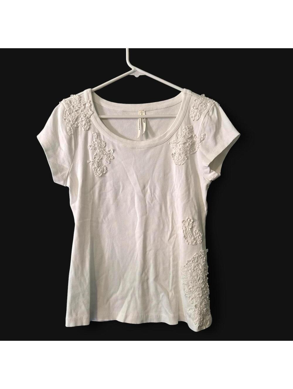 Anthropologie White lace blouse with floral embroidery size XL